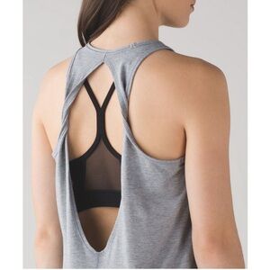 Lululemon twist open back tank 8 10 36”ptp